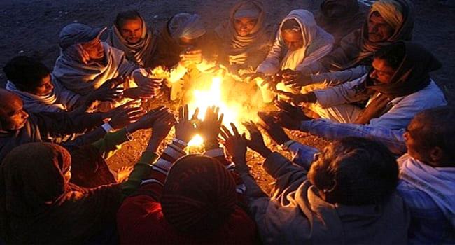শীতে কাঁপছে চুয়াডাঙ্গা