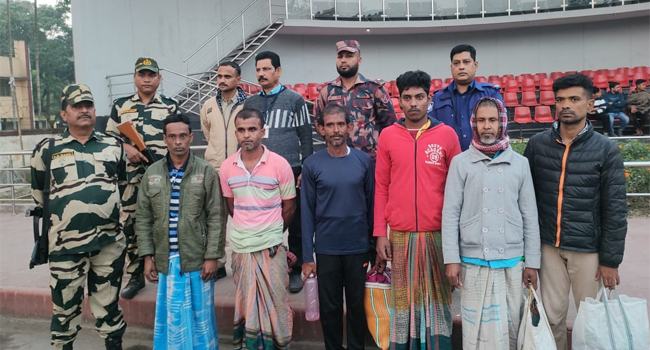 ভারতে কারাভোগ শেষে দেশে ফিরলেন ৬ জেলে