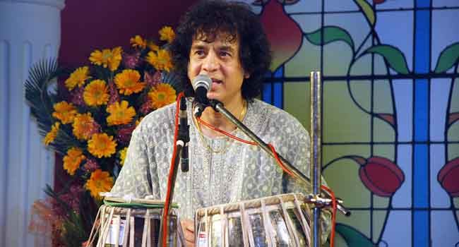 ওস্তাদ জাকির হোসেনের মৃত্যুর খবরটি সত্য নয়!