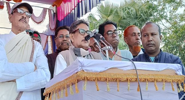 দেশের বিরুদ্ধে ষড়যন্ত্র চলছে : জয়নুল আবেদিন