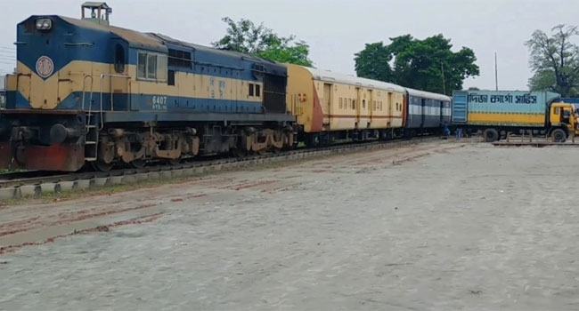 বেনাপোল দিয়ে ভারত থেকে আরো ১৯০০ টন আলু আমদানি