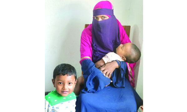 দুগ্ধপোষ্য দ্ইু শিশুসহ স্ত্রীকে গ্রেফতার