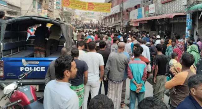 কেরানীগঞ্জে রূপালী ব্যাংকে ডাকাতের হানা, ঘিরে রেখেছে র‍্যাব-পুলিশ