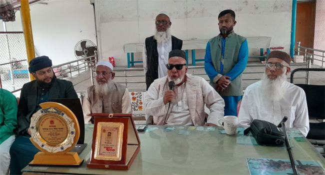 ইসলাম নিয়ে দেশীয় ও আন্তর্জাতিক ষড়যন্ত্র চলছে : হাসান সরকার