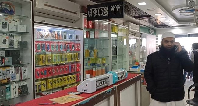 চুয়াডাঙ্গায় মোবাইল ফোনের দোকানে দুর্ধর্ষ চুরি