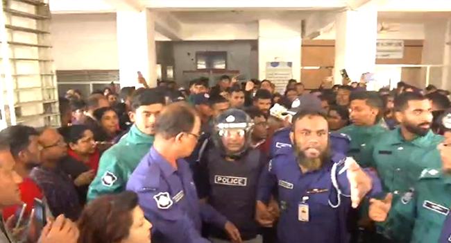 খুলনায় হত্যাসহ ৪ মামলায় সালাম মুর্শেদীর জামিন নামঞ্জুর