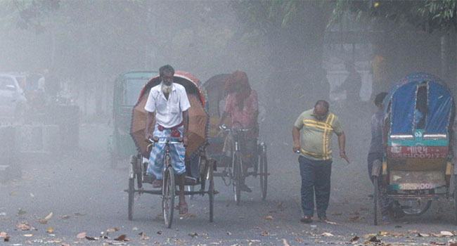 ঢাকার বাতাসের মান ‘খুব অস্বাস্থ্যকর’