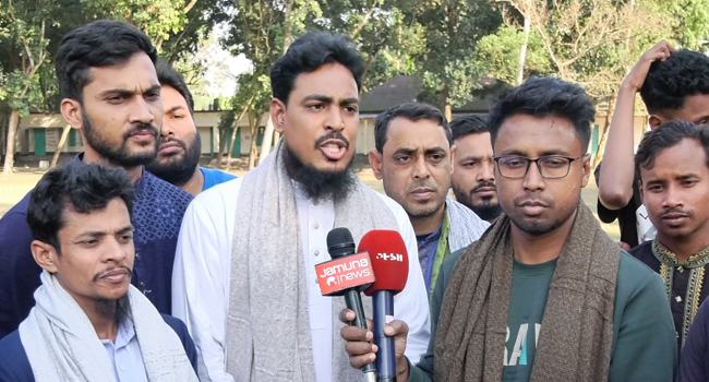 ‘শিক্ষার্থীরা অন্তর্বর্তী সরকারের অনুকম্পায় দল গঠন করছে না’