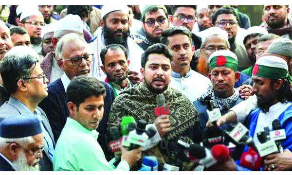 যারা ভারতে আশ্রয় নিয়েছেন বিচারের মুখোমুখি হওয়ার প্রস্তুতি নিন : তথ্য উপদেষ্টা