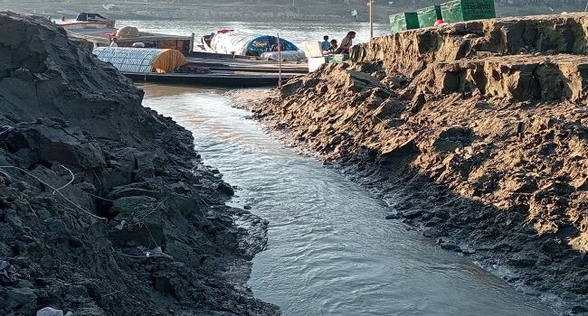হাওরে জলাবদ্ধতা : সুনামগঞ্জে বোরো ধান আবাদে দুশ্চিন্তায় কৃষক