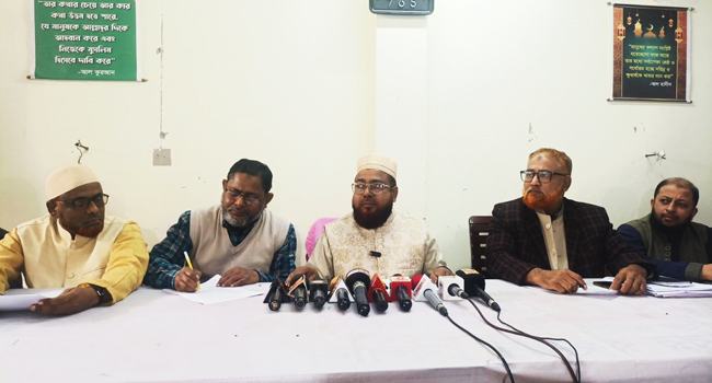 জামায়াত-শিবিরকে নিয়ে আপত্তিকর মন্তব্য করা অধ্যক্ষের অপসারণ দাবি