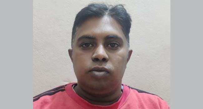 বিদেশে পালানোর চেষ্টা : নিষিদ্ধ ছাত্রলীগ নেতা গ্রেফতার