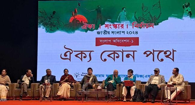 বিপ্লবের মাধ্যমে আসা সরকার ম্যান্ডেট নিয়ে চিন্তিত না : উপদেষ্টা রিজওয়ানা