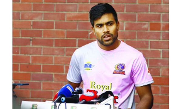 আকবরের লড়াইটা নিজের সাথেই