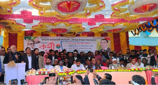 দৌলতপুর বিএনপির কর্মীসভায় নেতাকর্মীর ঢল