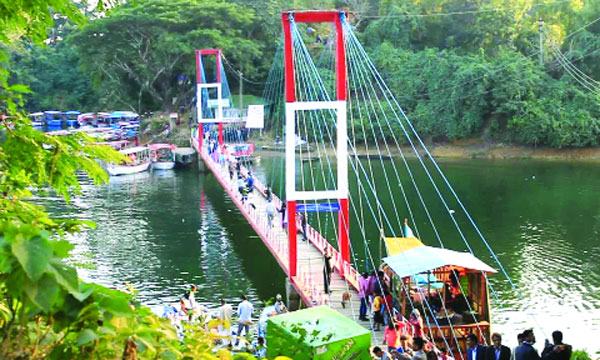 পর্যটকে পরিপূর্ণ রাঙ্গামাটি