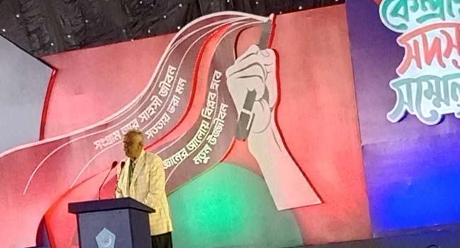 বিএনপি-জামায়াতের ঐক্যে ফাটল ধরলে ফ্যাসিবাদ মাথাচাড়া দিয়ে উঠবে : জামাল হায়দার