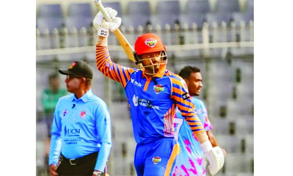 খুলনায় রাজত্ব করতে পারেনি কিংসরা