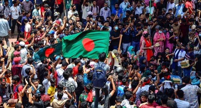 বিভেদ নয়, ঐক্যের হোক বাংলাদেশ