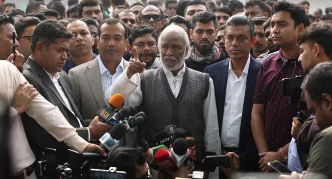 নতুন প্রজন্মের দিকে তাকিয়ে দেশ