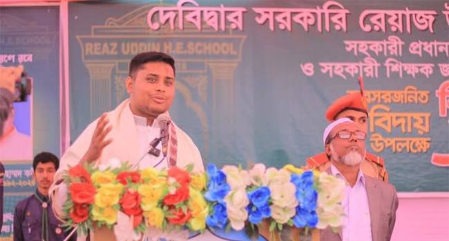 শিক্ষকতাকে প্রথম শ্রেণীর পেশা হিসেবে স্বীকৃতি দিতে হবে : সমন্বয়ক হাসনাত