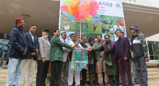 জাবির ২৪তম পাখি মেলায় দর্শনার্থীর ভিড়