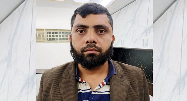 কারওয়ান বাজার এলাকার শীর্ষ চাঁদাবাজ রাসেল জমাদ্দার গ্রেফতার