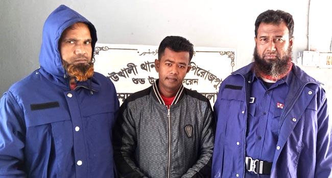 কাউখালীতে ৪ মামলার আসামি যুবলীগ নেতা গ্রেফতার