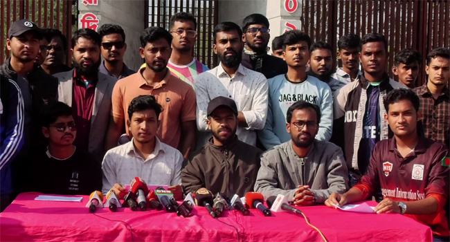 বেগম রোকেয়া বিশ্ববিদ্যালয়ে ছাত্র সংসদ নির্বাচনের রোডম্যাপের দাবিতে ৪৮ ঘণ্টার আল্টিমেটাম