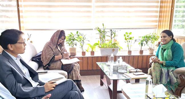তিন সঙ্কট মোকাবেলায় এডিবির সহযোগিতা চান পরিবেশ উপদেষ্টা