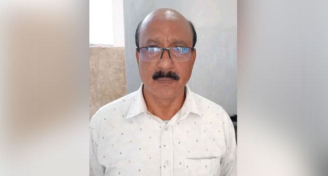চাটমোহরে আ: লীগ নেতাসহ গ্রেফতার ৩