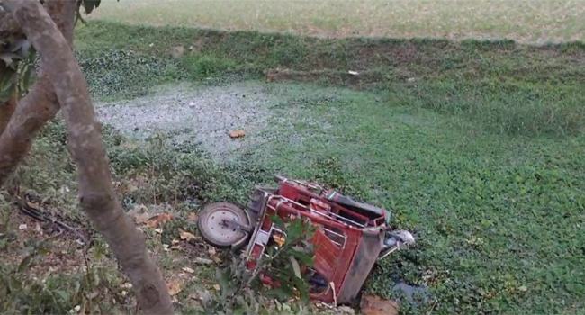 সিরাজদিখানে মোটরসাইকেল-ইজিবাইকের সংঘর্ষে নিহত ১