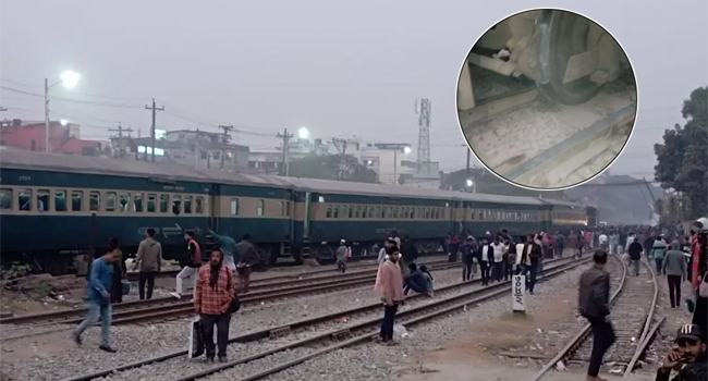 জয়দেবপুর স্টেশনে সিরাজগঞ্জ এক্সপ্রেসের ইঞ্জিন লাইনচ্যুত