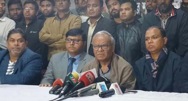 হাসিনার ভিসার মেয়াদ বাড়ানোকে জনগণ ইতিবাচকভাবে নেয়নি : রিজভী