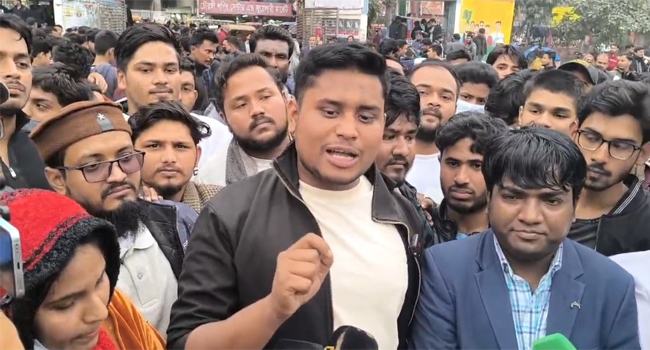 জুলাই বিপ্লবের ঘোষণাপত্র নিয়ে হাসনাত আব্দুল্লাহর আল্টিমেটাম
