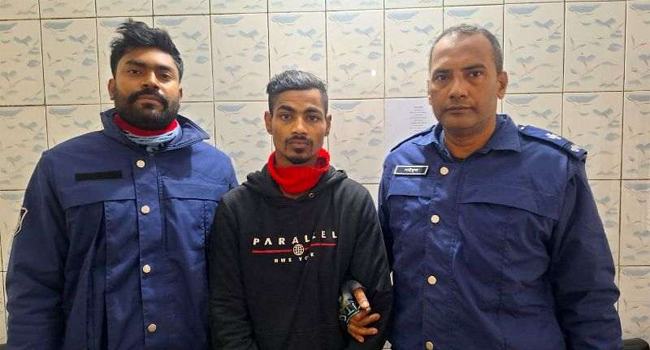 ভৈরবে চিহ্নিত ছিনতাইকারী গ্রেফতার