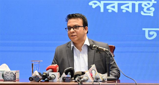 ‘পররাষ্ট্র উপদেষ্টার চীন সফরে বাণিজ্য ভারসাম্য পুনর্গঠন নিয়ে আলোচনা হবে’