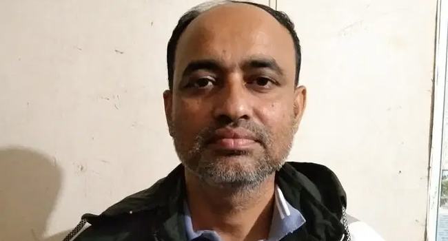 দুর্গাপুরে পুলিশ কর্মকর্তাকে কুপিয়ে হত্যা