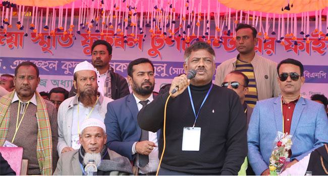‘আওয়ামী লীগের সময় খেলাধুলা ছিল রাজনৈতিক চক্রে আবদ্ধ’
