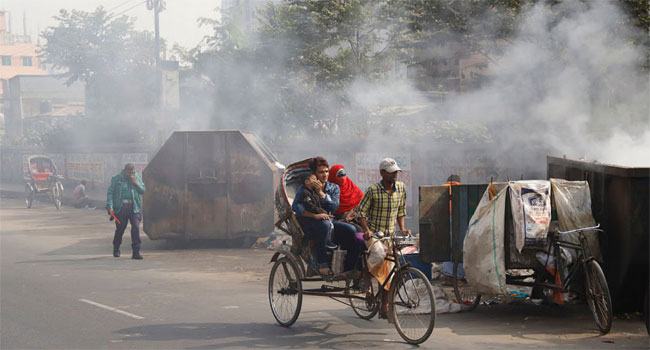 বায়ুদূষণে আজ দ্বিতীয় ঢাকা