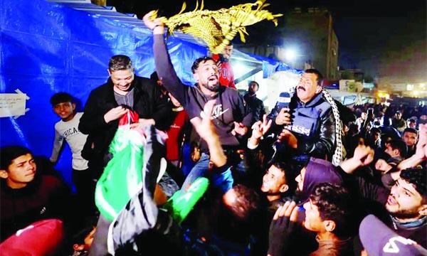 যুদ্ধবিরতিতে গাজায় আনন্দ ও বেদনা