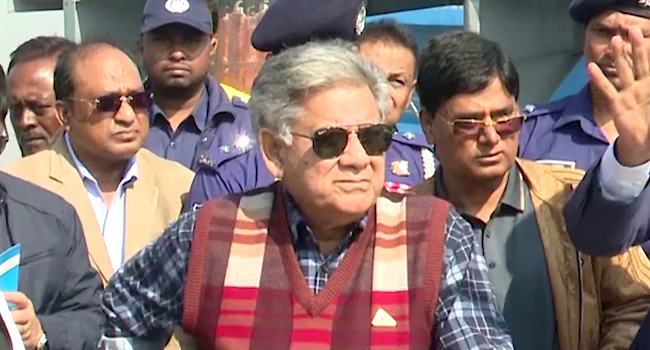 এখন আর স্বৈরাচারের সময় নেই, যা খুশি তা করবেন : নৌ উপদেষ্টা
