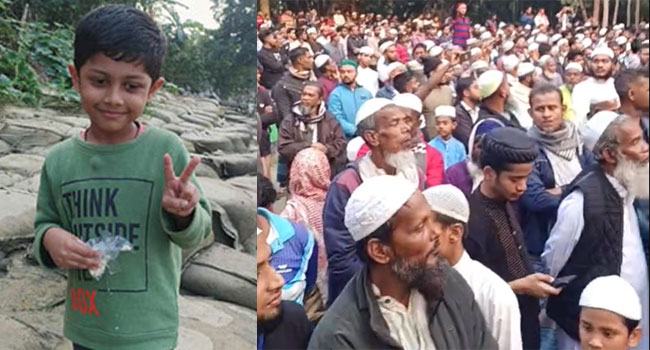 নিহত শিশু সাফওয়ানের জানাজায় মানুষের ঢল