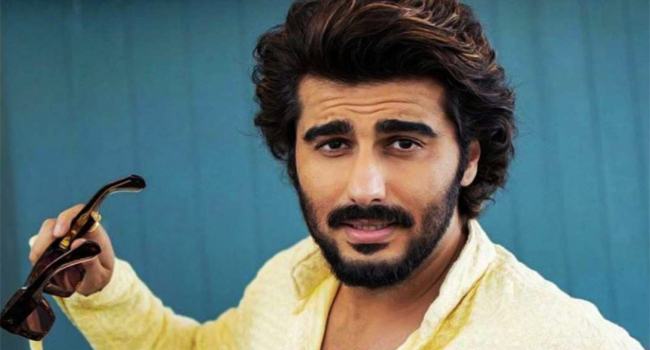 ছাদের টাইলস ধসে আহত অর্জুন কাপুর