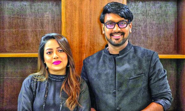 প্লে-ব্যাকে প্রথম রাজীব-কণা