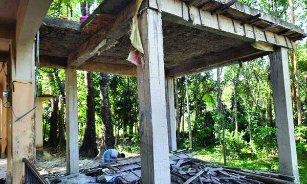 মিরসরাইয়ে ১৭টি প্রাথমিক বিদ্যালয়ে আধুনিক শৌচাগার নির্মাণে ধীরগতি