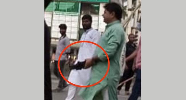 সাভারে প্রকাশ্যে গুলি করে ছাত্র হত্যাকারী সেই আ’লীগ নেতা ৭ দিনের রিমান্ডে