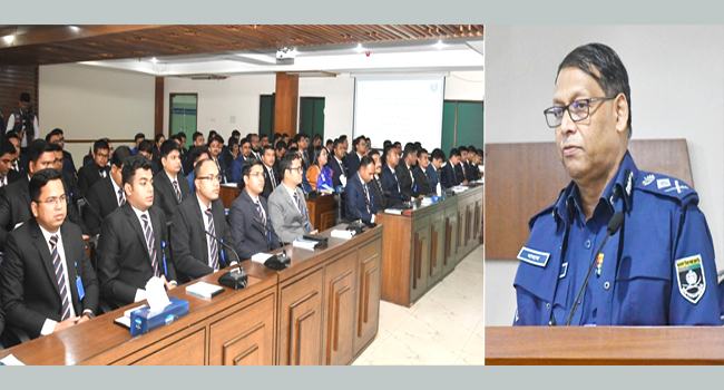 জনগণের আস্থা অর্জনে নিরপেক্ষভাবে দায়িত্ব পালন করতে হবে : আইজিপি
