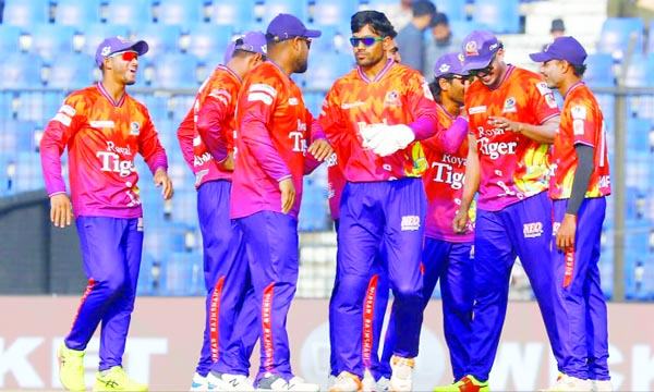 রংপুরকে থামাল রাজশাহী