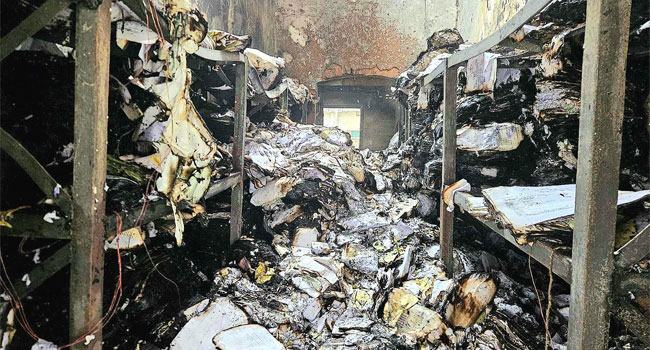 কিশোরগঞ্জে ট্রাফিক পুলিশ অফিসে আগুনে পুড়ে গেছে নথিপত্র